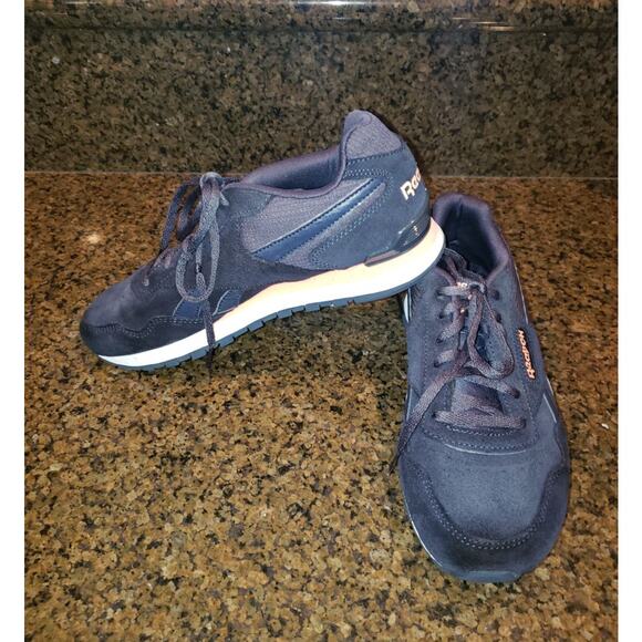 Reebok Classic Harman Women's 8 Blue Suede Leather Upper Running Shoe Sneakers - Picture 2 of 9